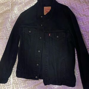 Levi’s black men’s denim jacket size large